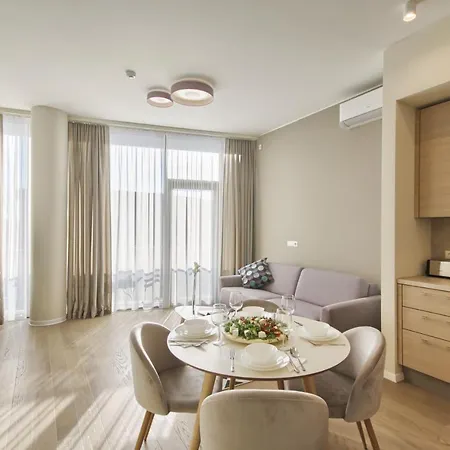 Asian Magnolia Boutique דירה דרוסקינינקאי