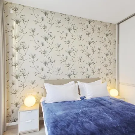 Asian Magnolia Boutique *