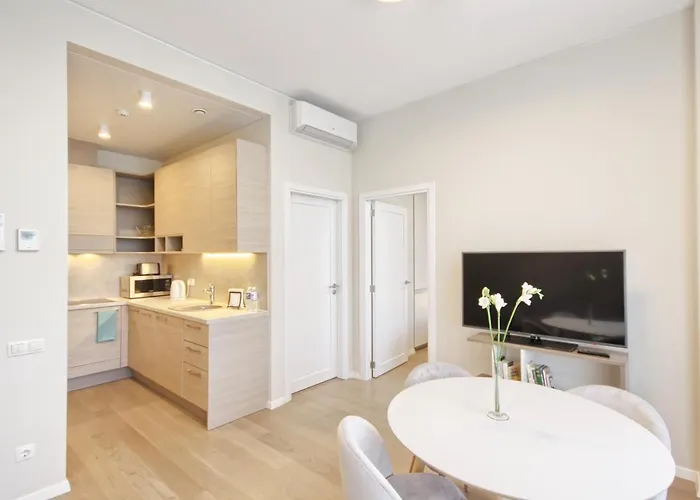 Asian Magnolia Boutique *