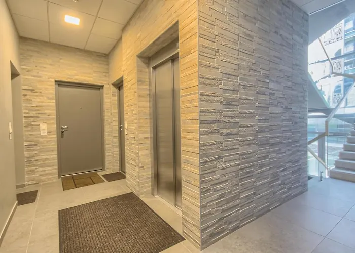 Asian Magnolia Boutique *